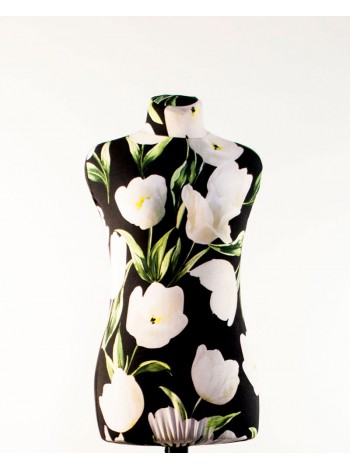 Манекен Вика 42 дизайнерский в весеннем чехле с белыми тюльпанами