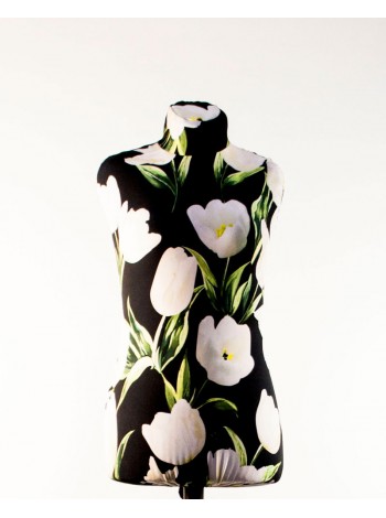 Манекен Вика 44 дизайнерский в весеннем чехле с тюльпанами